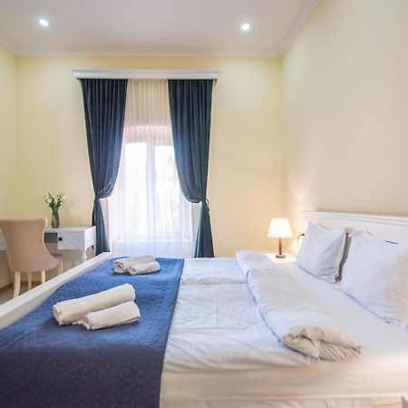 Old Town-Booking Apartment ティビリシ エクステリア 写真