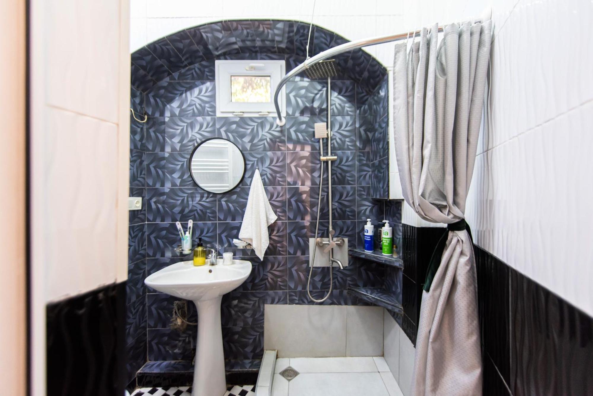 Old Town-Booking Apartment ティビリシ エクステリア 写真